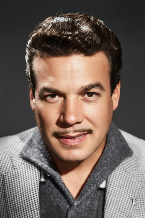 Turgut Özatay photo