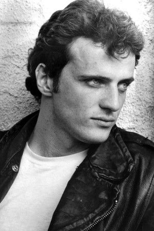 Aidan Quinn photo