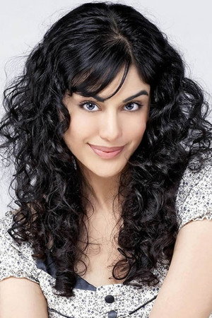 Adah Sharma photo