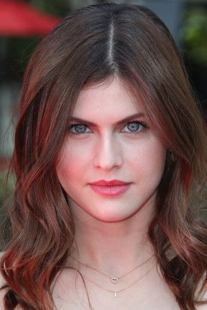 Alexandra Daddario photo