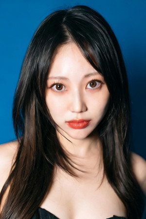 Photo of Han Su-ji from the Latest Netflix gallery