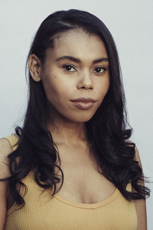 Photo of Sydney Battle from the Latest Netflix gallery