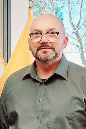 Photo of Steve Ryfle from the Latest Netflix gallery