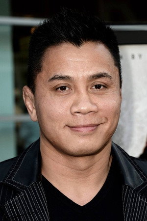 Cung Le photo