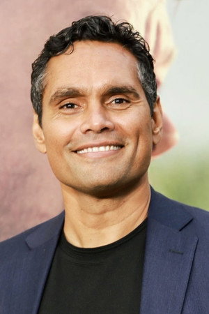 Photo of Rob Collins from the Latest Netflix gallery