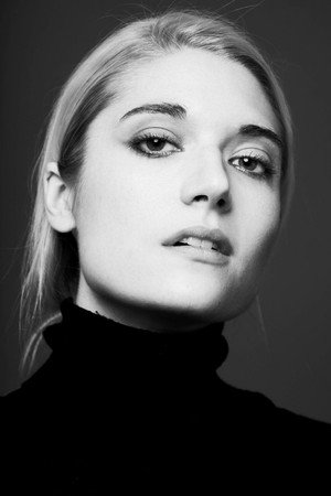 Photo of Morgan Wolk from the Latest Netflix gallery