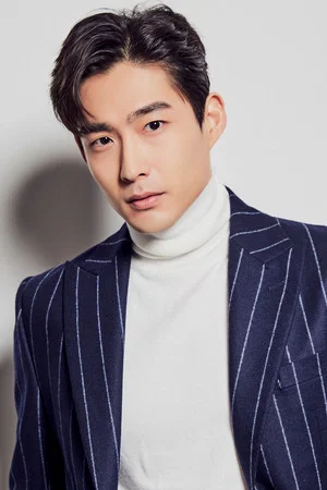 Photo of Kenny Koo from the Latest Netflix gallery