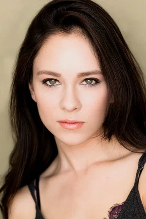 Photo of Grace Rolek from the Latest Netflix gallery