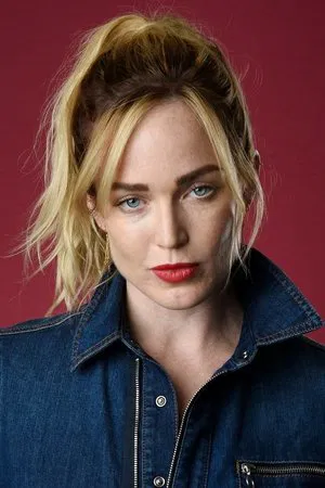 Photo of Caity Lotz from the Latest Netflix gallery