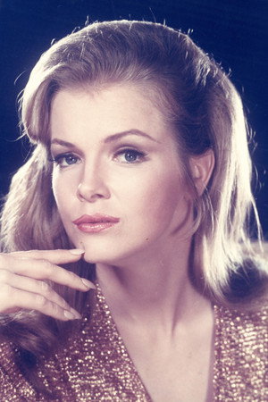 Laraine Stephens photo