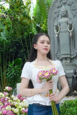 Photo of Hong Sreypich from the Latest Netflix gallery