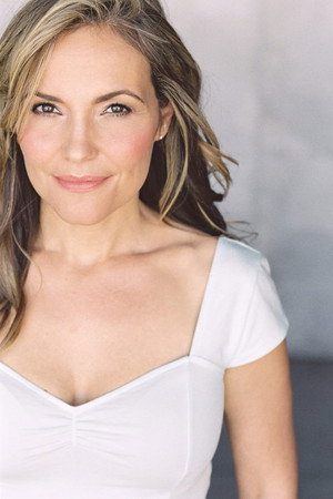 Photo of Sarah McElligott from the Latest Netflix gallery