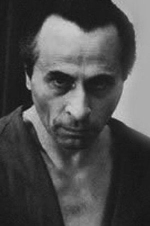 Photo of Etienne Decroux from the Latest Netflix gallery