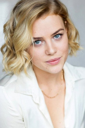 Hannah van der Westhuysen photo