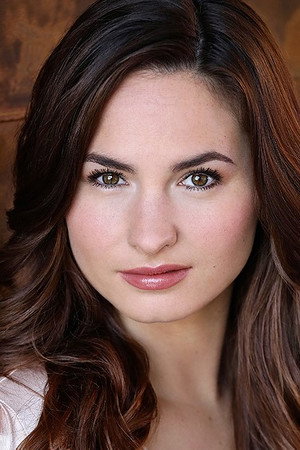 Photo of Sarah Bellini from the Latest Netflix gallery