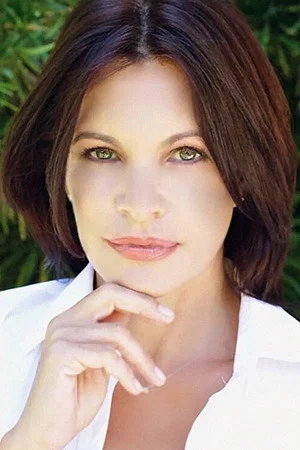 Photo of Laura Bayonas from the Latest Netflix gallery