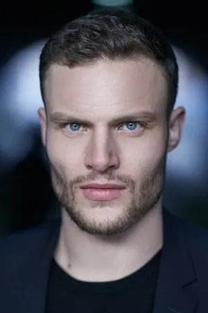 Photo of Robert Maaser from the Latest Netflix gallery