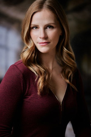 Photo of Kristen Kaster from the Latest Netflix gallery