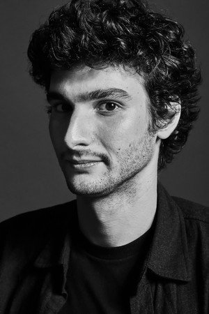 Photo of Justin Kuritzkes from the Latest Netflix gallery