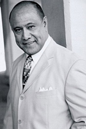 Photo of Robert Apisa from the Latest Netflix gallery