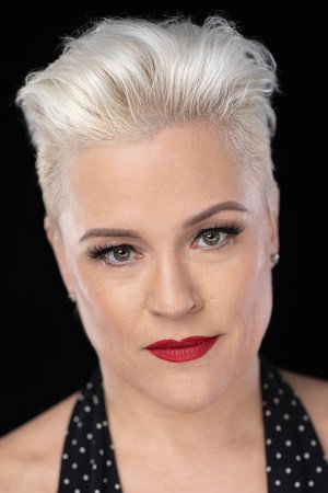 Christine Elise photo