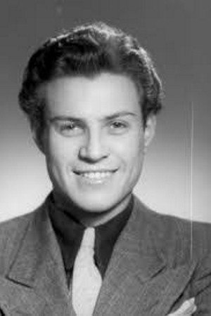 Photo of Erwin Strahl from the Latest Netflix gallery
