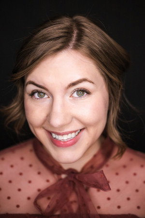 Photo of Kahlie Metz from the Latest Netflix gallery