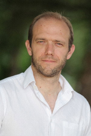 Photo of Paul Dudbridge from the Latest Netflix gallery