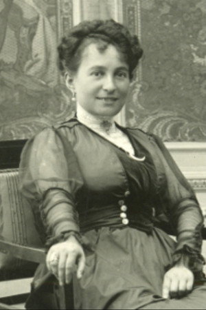 Photo of Luise Fleck from the Latest Netflix gallery