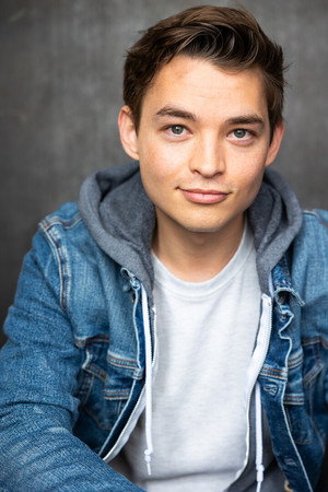 Photo of Parker Green from the Latest Netflix gallery