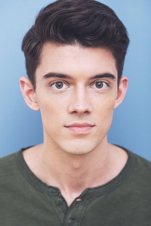 Photo of Taylor Turner from the Latest Netflix gallery