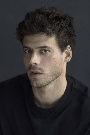 François Arnaud photo