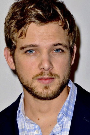 Photo of Max Thieriot from the Latest Netflix gallery