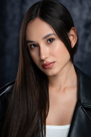 Photo of Julia Burenok from the Latest Netflix gallery
