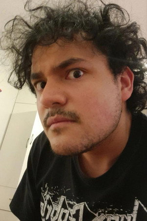 Photo of Esteban Zamarrón from the Latest Netflix gallery