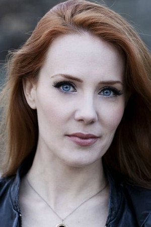 Simone Simons photo