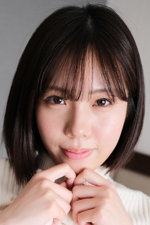 Photo of Momo Fukuda from the Latest Netflix gallery