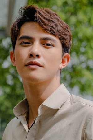 Trần Ngọc Vàng photo