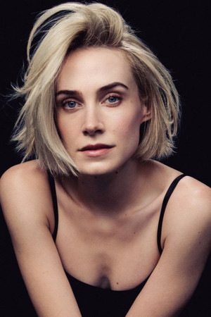Photo of Annabel O'Hagan from the Latest Netflix gallery
