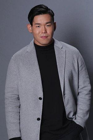 Hellston Ching photo