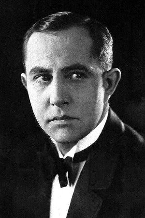 Photo of Bruno Kastner from the Latest Netflix gallery