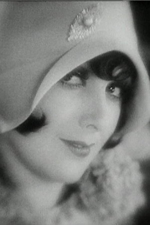 Photo of Else Heller from the Latest Netflix gallery