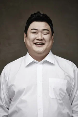 Photo of Kim Joon-hyun from the Latest Netflix gallery