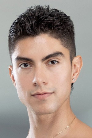 Photo of Alfonso Osnaya from the Latest Netflix gallery