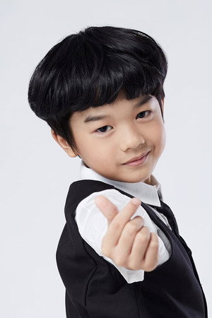 Photo of Kyzer Tou from the Latest Netflix gallery