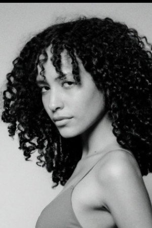 Photo of Eloah Jales from the Latest Netflix gallery