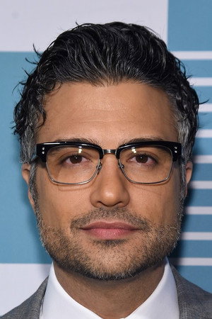 Jaime Camil photo