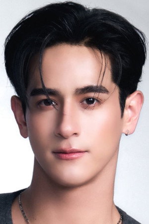 Phachara Thanakulwuttiporn photo