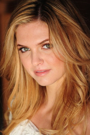 Photo of Caroline Heinle from the Latest Netflix gallery