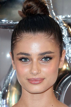 Taylor Hill photo